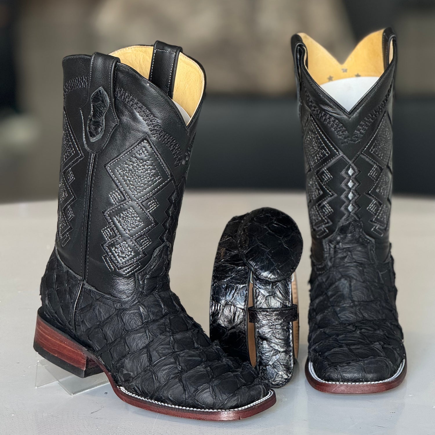 COMBO BULL GRAN PEZ NOBUCK BLACK