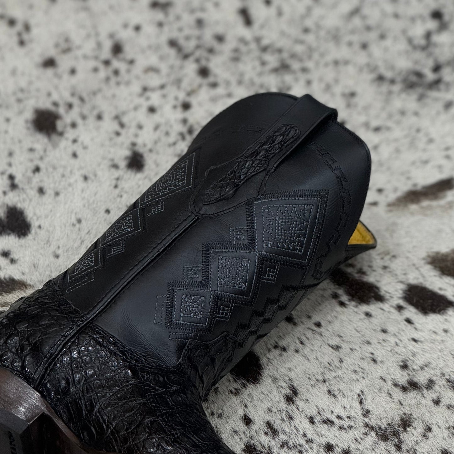 BOTAS BULL COCODRILO LOMO BLACK