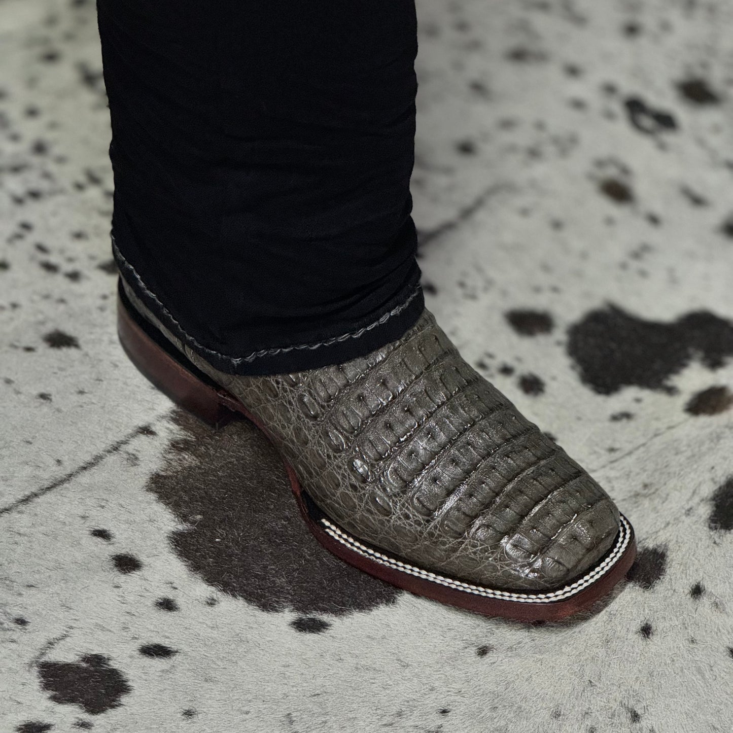 BOTAS BULL COCODRILO LOMO GRIS